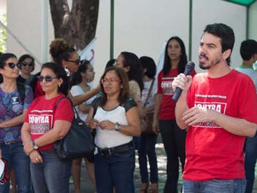 Professor do Ifal diz ter sofrido tentativa de atropelamento por eleitores de candidato