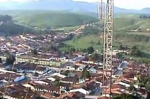 Após denúncia feita pela mãe, jovem é resgatada de cárcere privado em Flexeiras