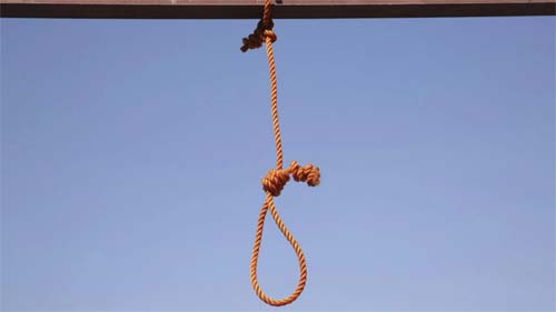 Homens que atacaram santuário no Irã são enforcados em praça pública