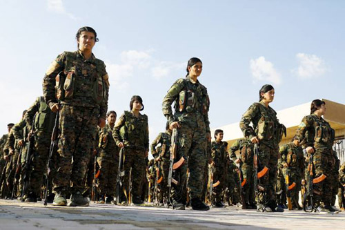 Forças curdas atacam último reduto do Estado Islâmico na Síria