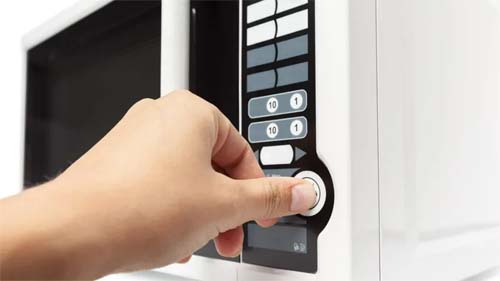 Desvendando o Micro-ondas: 5 Mitos e Realidades