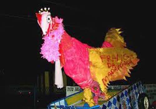 A Franga da Madrugada desfilou irreverent​emente pelas ruas de União dos Palmares