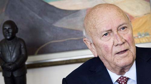 Morre Frederik de Klerk, ex-presidente da África do Sul que acabou com apartheid