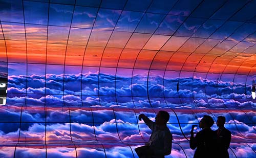 Celular 5G, internet das coisas e robôs contra a solidão: a tecnologia em 2019