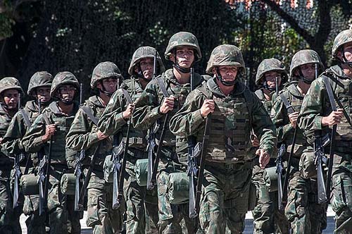 Marinha lança edital com 960 vagas para fuzileiro naval