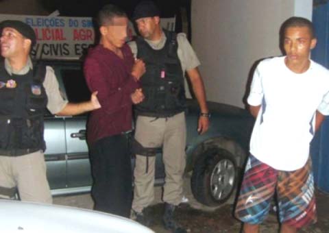 Esquartejador de mulher no Carminha foge