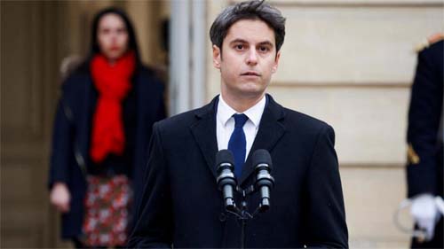 Juventude e minoria no Congresso: os desafios de Attal como novo premiê, segundo jornais franceses
