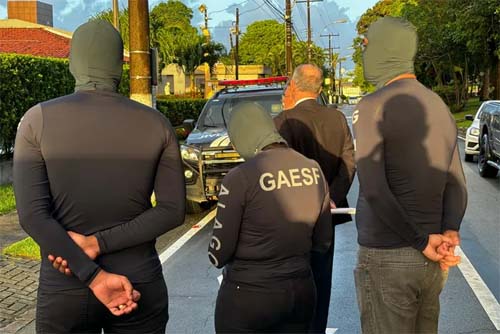 Operação cumpre mandados de busca, apreensão e bloqueio de bens contra acusados de fraudar notas fiscais em SP e AL