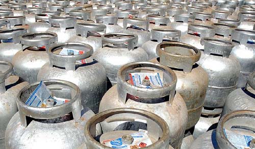 Veja se você tem direito ao auxilio que dá quantia para compra de gás de cozinha 