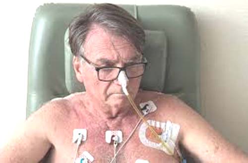Bolsonaro é diagnosticado com gastroparesia e sofre episódios de soluço