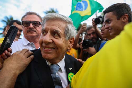 General diz que militares continuarão apolíticos e apartidários durante Governo Bolsonaro