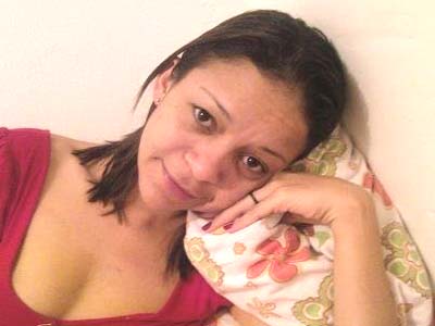 Homem é detido durante velório de jovem assassinada em Penedo 