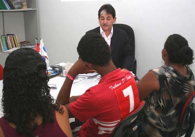 PMs são denunciados por maus tratos