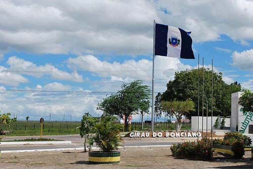 Criança de 11 anos é baleada durante discussão em ônibus escolar no interior