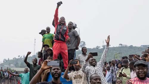 O Metal Essencial para Celulares que Alimenta um Conflito Sangrento na África