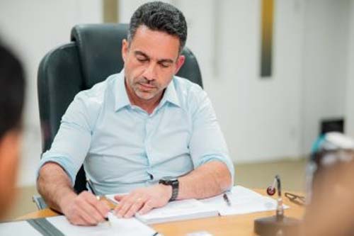 Governador anuncia quatro mudanças no secretariado e aumenta número de mulheres no primeiro escalão