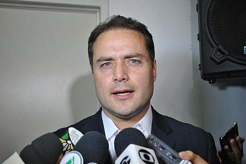 Renan Filho promove novas mudanças no primeiro escalão