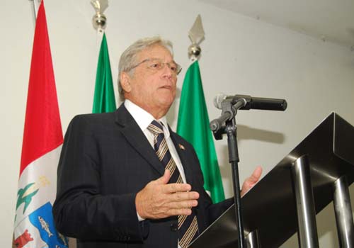 Governador veta projeto de lei de deputado para regulararizar vaquejadas em AL