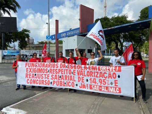 Sindicato dos Auxiliares de Administração Escolar de AL entra em greve nesta terça (29)