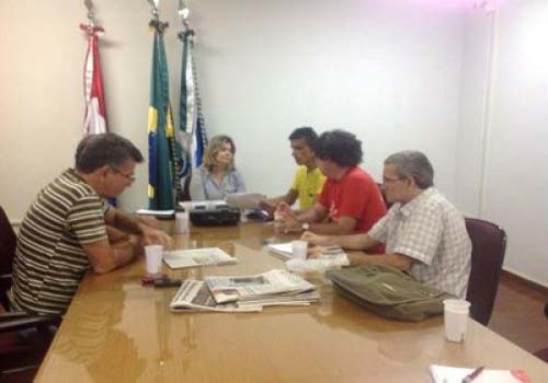 Greve na Uneal deixa anos letivos 2012 e 2013 acumulados