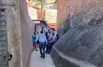 Execução: mulher é morta com tiros na cabeça na Grota do Rafael