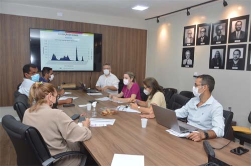 Sesau estuda ampliação de leitos hospitalares exclusivos para assistir pacientes com Covid-19