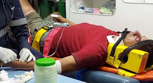 Em São José da Laje carreta cai em precipício na curva da melancia e motorista sai ileso