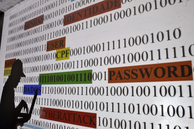 Irã acusa EUA e Israel de ataque hacker a sistema de combustíveis