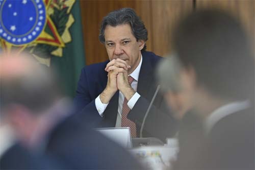Ministro da Fazenda tem CPF usado em plataforma de apostas sem autorização