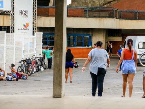 Alagoas confirma mais 11 mortes e 763 casos de Covid-19 nas últimas 24 horas