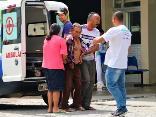 Acompanhantes de pacientes do interior alagoano encaram dificuldades em Maceió