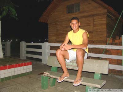 Jogador palmarino herda talento do pai e é destaque no futebol pernambucano