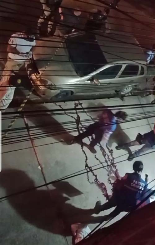 Jovem foi encontrado morto momentos depois de ser flagrado atacando uma mulher.