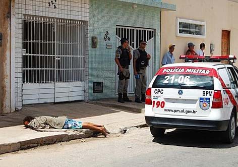 Homem não identificado é assassinado no Santo Eduardo