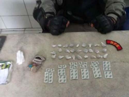 Homem é preso com comprimidos de Rohypnol em posto de combustíveis no Farol   