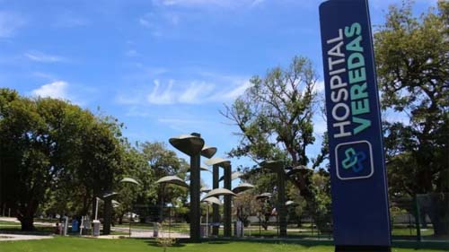 Profissionais do Hospital Veredas em Maceió protestam por salários em atraso há sete meses