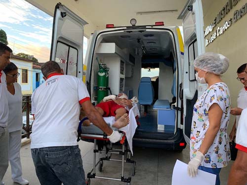 Homem é atingido por diversas facãozadas em Marechal Deodoro