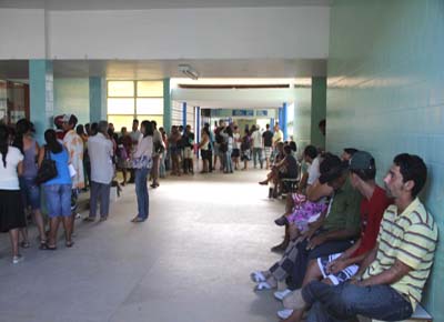 Greve dos Médicos acaba  após governo admitir erro