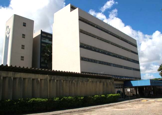 Ato pública protesta contra privatização do HU