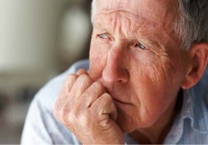 Demência em idoso pode ser hidrocefalia