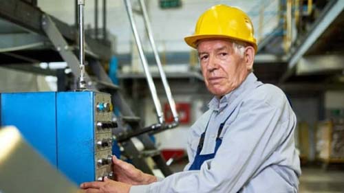 Total de idosos no mercado de trabalho cresce