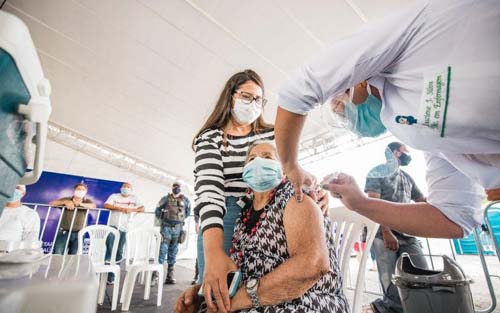 AL tem mais de 26 mil idosos que não tomaram a 2ª dose, revela Ministério da Saúde
