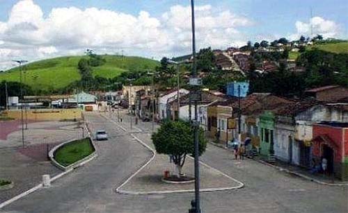 Jovem de 25 anos é assassinado a tiros na varanda de casa em Igaci