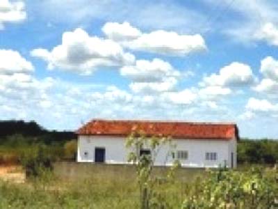 Jovem morre eletrocutada em varal de roupas em Igací