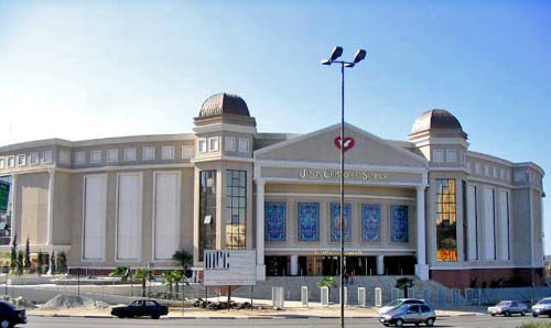 Igreja Universal foi usada para lavar dinheiro de corrupção, diz MP