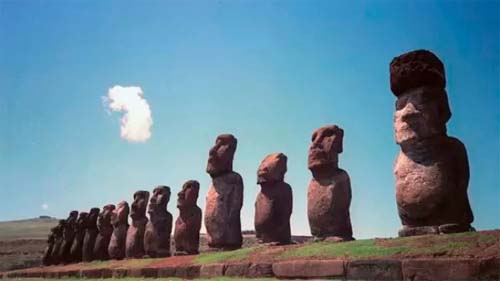 Ilha de Páscoa: incêndio causa 'danos irreparáveis' em estátuas moais