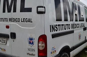 Homem é morto e corpo é encontrado ao lado de motocicleta, em Junqueiro