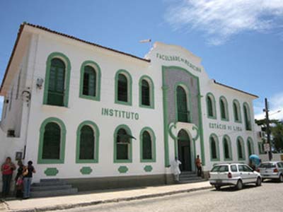 Falta d'água no IML atrasa sepultamentos