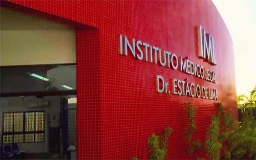 IML identifica mulher encontrada morta na praia de Pescaria