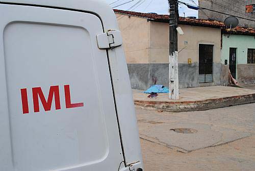 Briga entre facções termina em tiroteio no Vergel